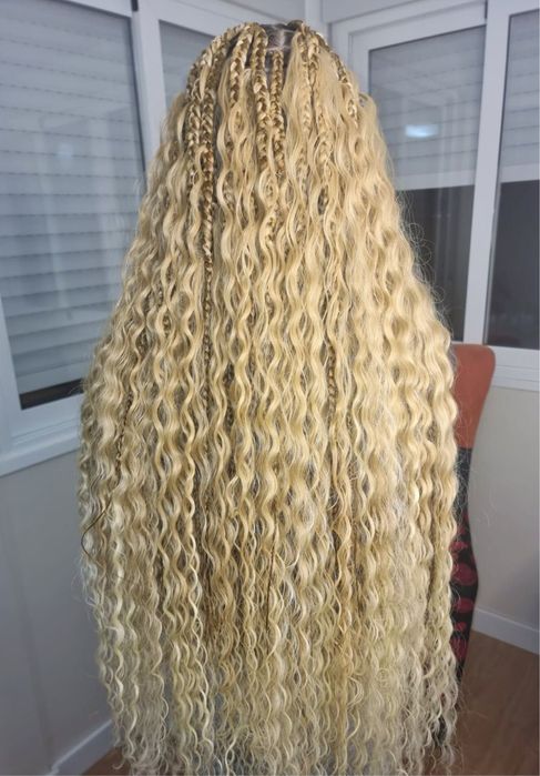 Tranças a domicilio sob taxa