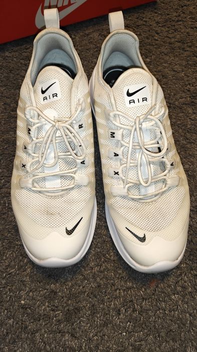 Nike Air Max Axis