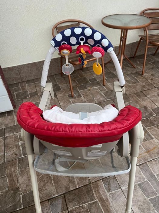 Стільчик для годування Chicco Polly Magic червоний