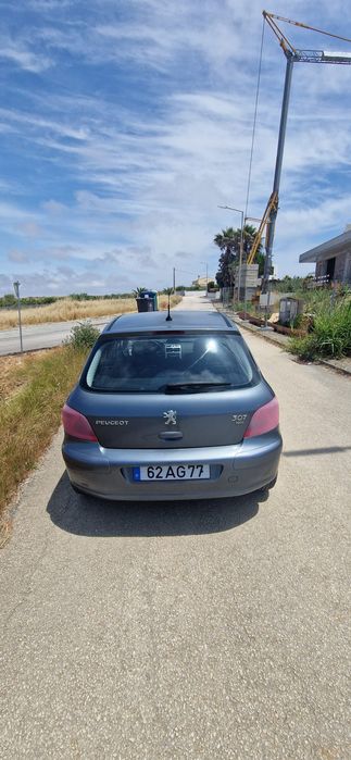 Peugeot 307 110cv 

270.000km

5 Lugares (tem ISOFIX)

Pneus com pouco uso

OFERTA  - Barras de Tejadilho