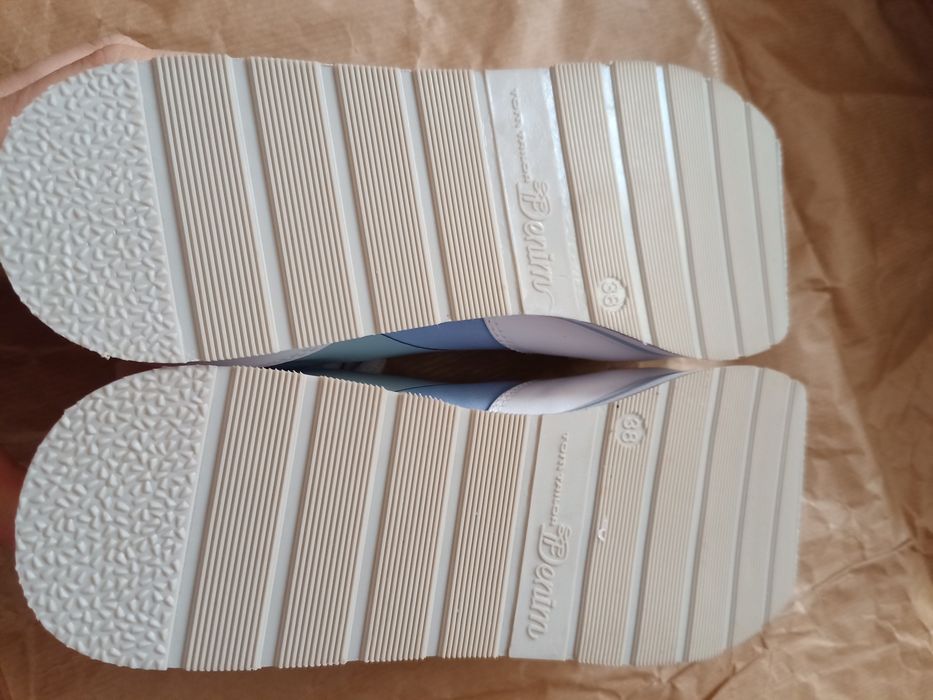 Błękitne sneakersy na platformie Tom tailor 38 wkładka ok 25 cm