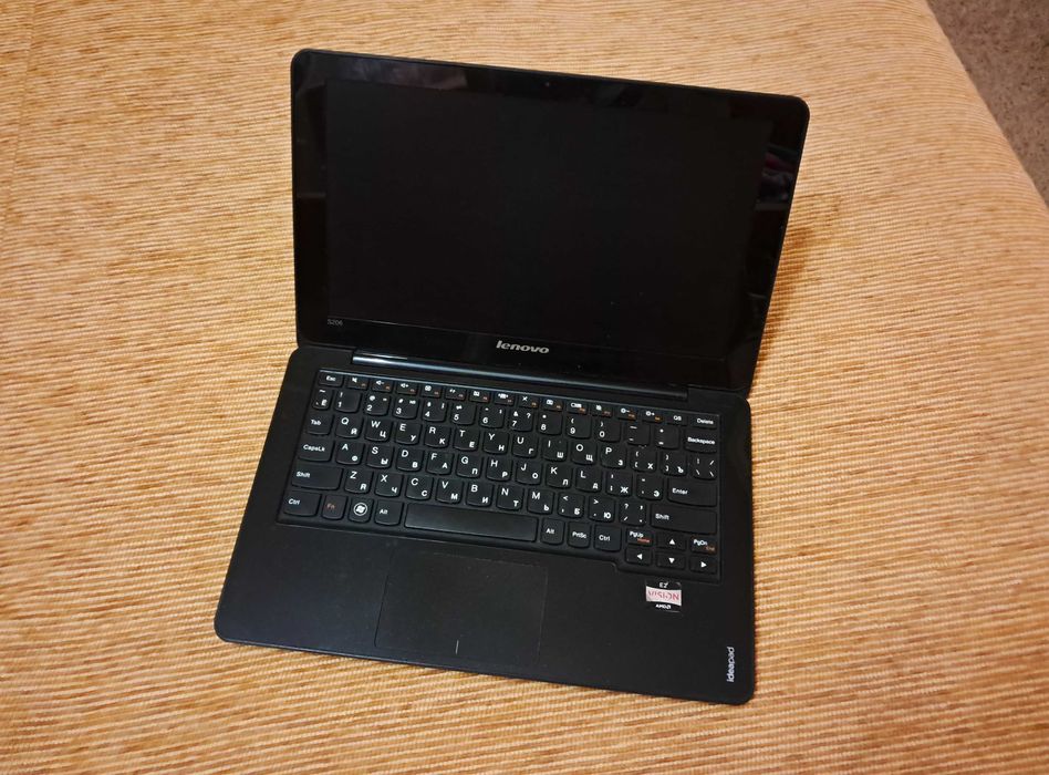 Ноутбук LENOVO IdeaPad S206 некомплектный