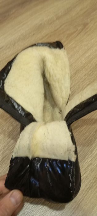 Зимові сапожки на дівчинку