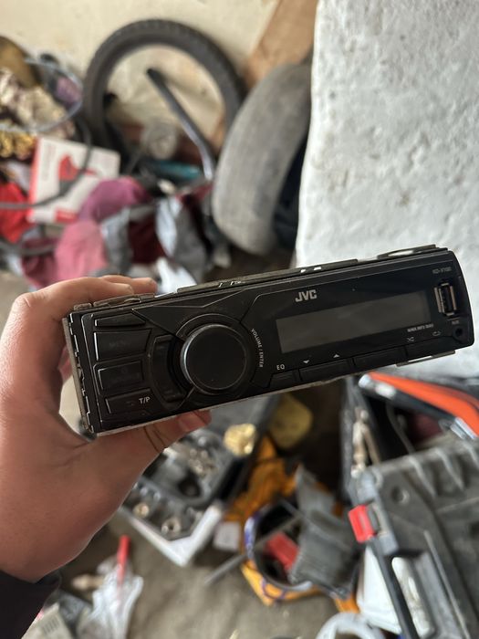 Продам магнітолу JVC KD-X100
