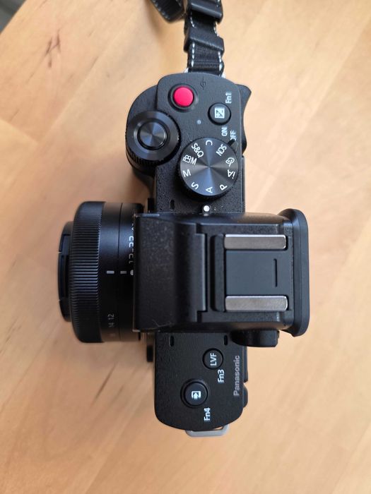 Panasonic Lumix G100D + 4 Lentes com fatura de compra