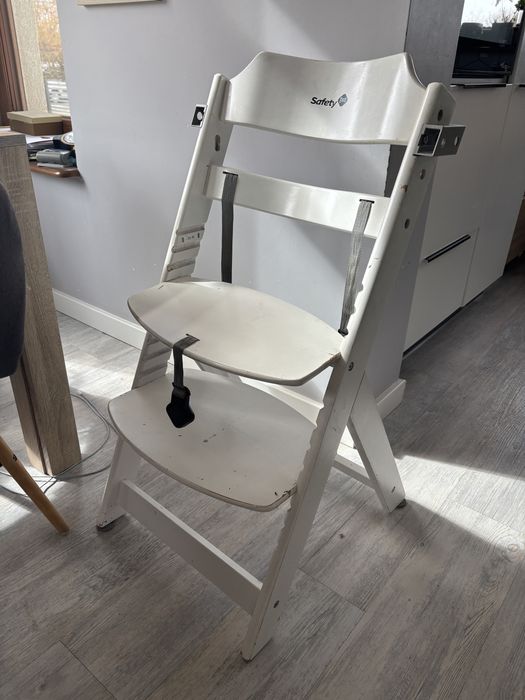 Krzeslo regulowane dla dziscka