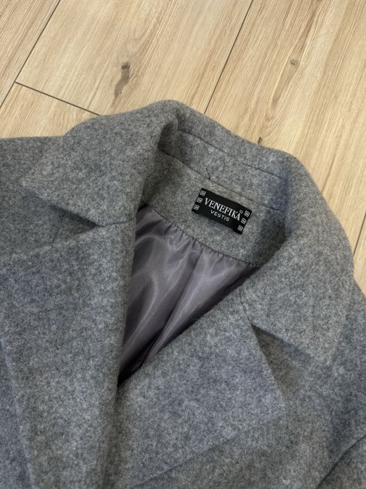 Пальто теплое 80% шерсть