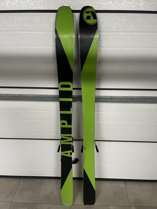 Narty zjazdowe freeride