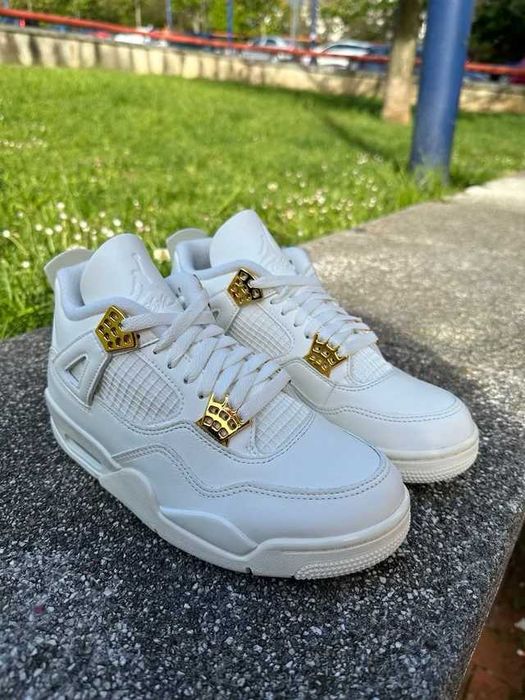 Jordan 4 Retro Metallic Gold r.45