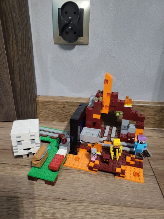 Lego minecraft 21143 portal do netheru