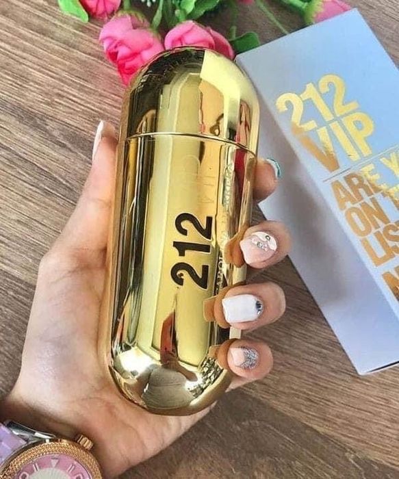 Perfumes em caixinha original