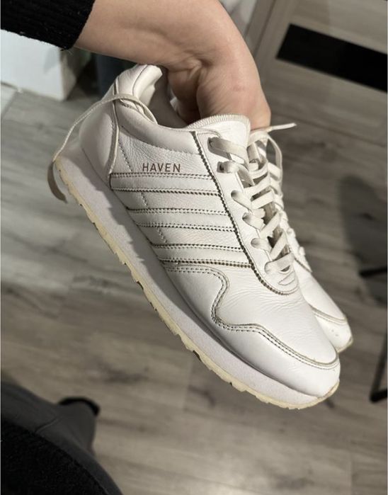 Лофери жіночі 39р, кросівки Adidas Haven  40 р