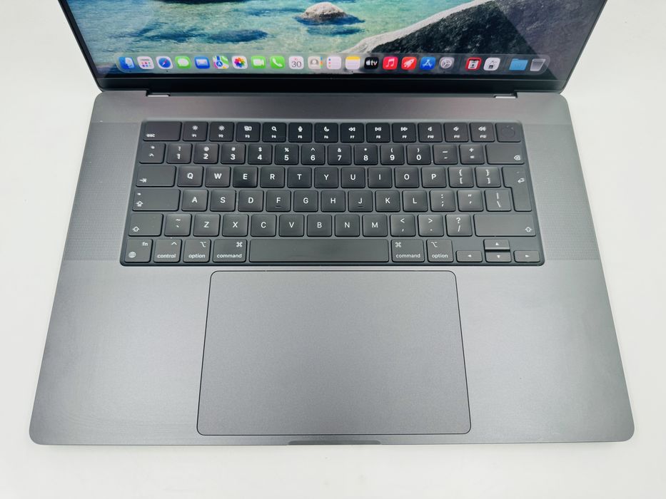 Apple Macbook Pro 16 2023 M3 Pro 18GB RAM 512GB SSD Space Gray IL7309