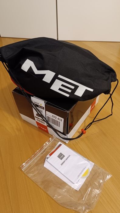 Capacete MET Manta MIPS