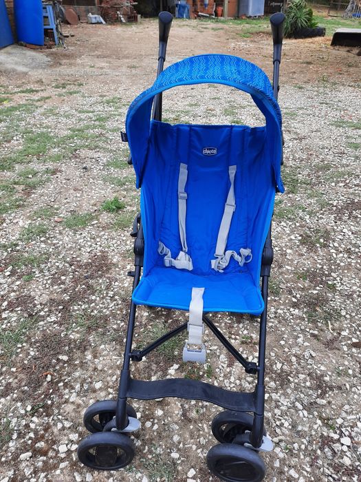 Carrinho de passeio Chicco em ótimo estado.