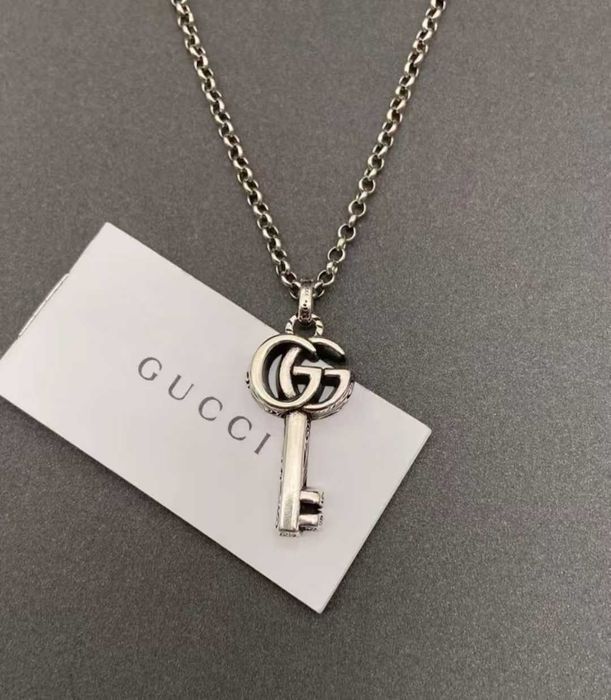 Naszyjnik z kluczem Gucci