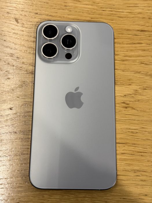 15 pro max 256 gb