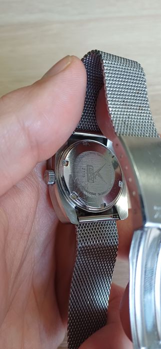 годинник Camy Geneva Time