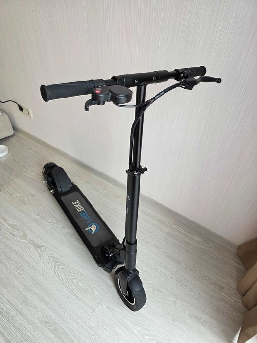 Електросамокат Like.Bike Venus. Малий пробіг, суперстан! Торг: 9