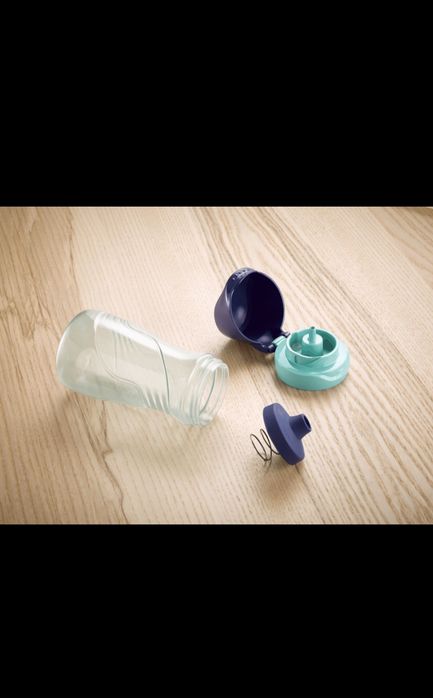 Bidon odporny na wylewanie