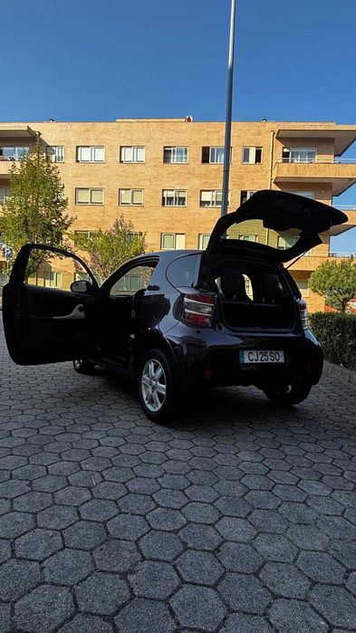 Toyota iQ 1.0 gasolina
