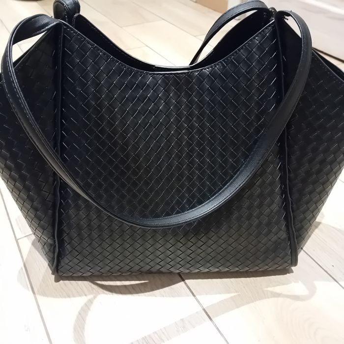 Duża czarna Torba wygodna mieszcząca A4 jak nowa