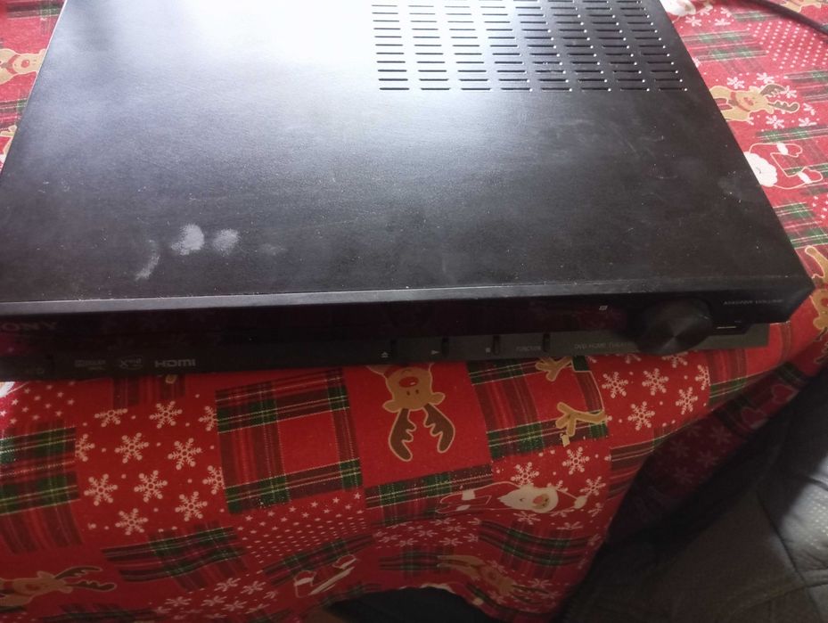Vendo aparelho da Sony 5.1 DVD/radio bom som como novo