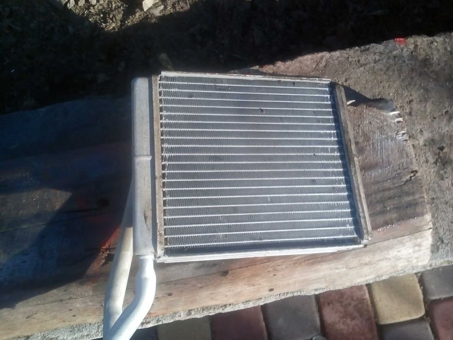Радіатор опалювача пічки салону теплообмінник Фокус Мк1