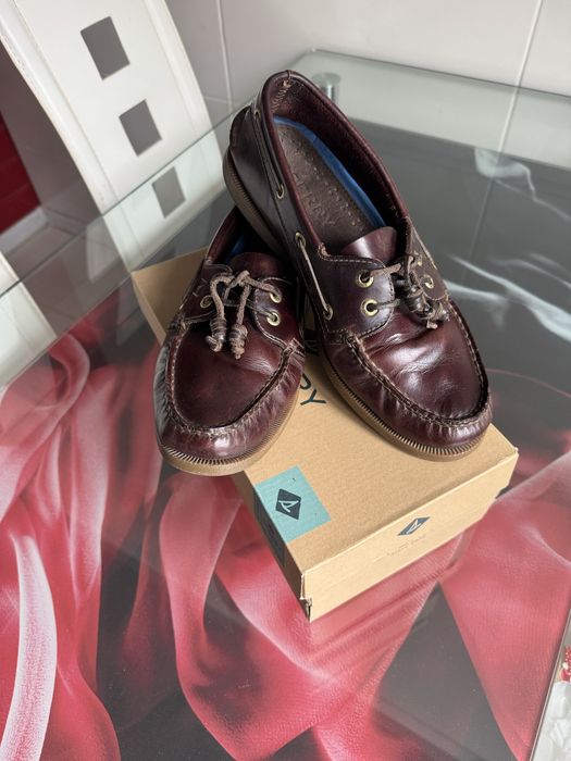 Топсайдери, мокасини Sperry