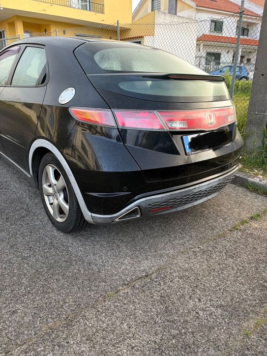Honda Civic 1.4 i-DSI, poucos kms