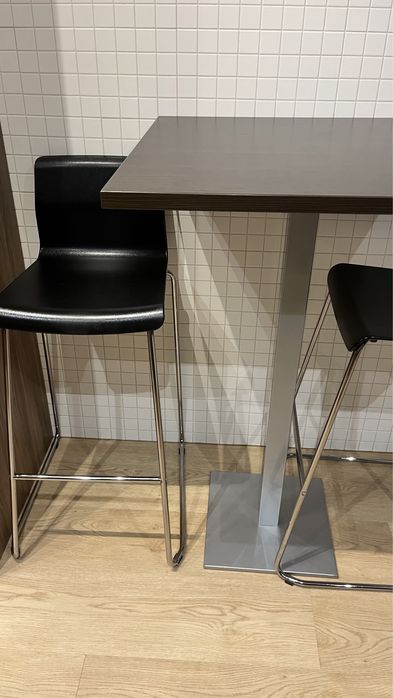 Vendo 2 cadeiras de cozinha