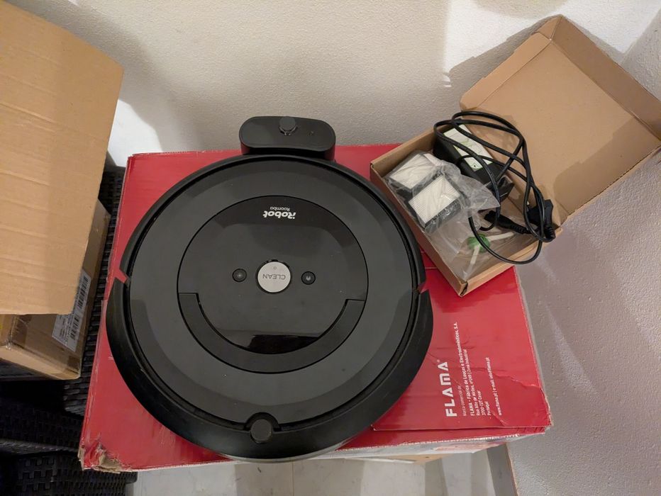 Aspirador Robot Roomba E5