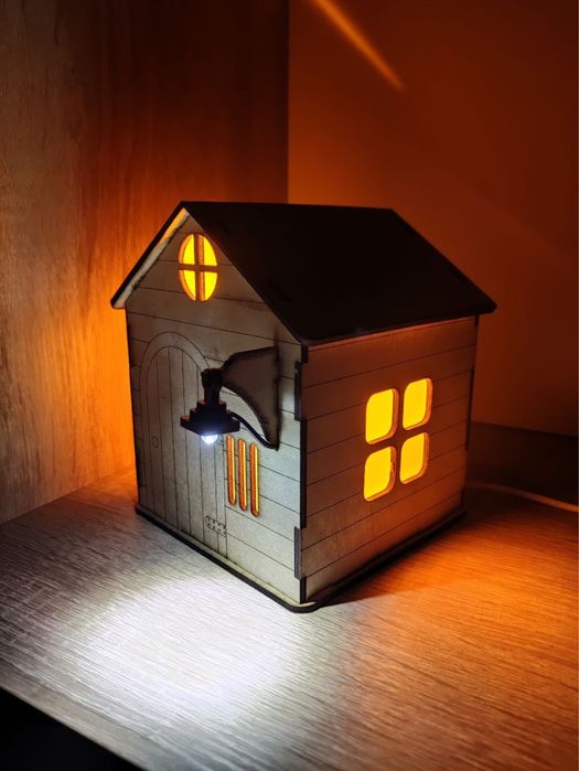 Нічник будинок