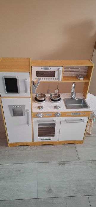 Duza kuchnia drewniana