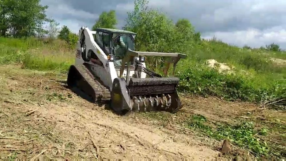Оренда міні-навантажувачів bobcat s650, T300