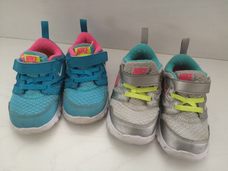 Sapatinhas menina Nike 5€