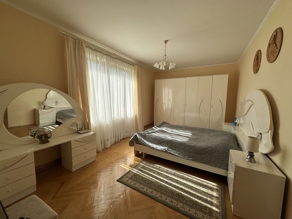 Терміновий продаж будинок з ремонтом все залишається ,ділянка 20 сотих