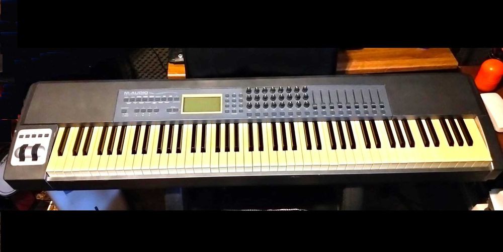 M-Audio KeyStation PRO 88 - USB Controller -Hammer Action