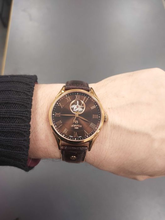 Часы швейцарские механические Roamer 550 661