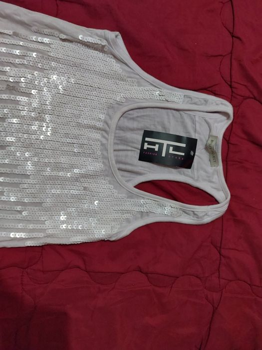 blusas de alças c/ lantejolas Nova