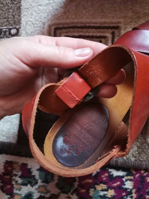 Жіночі шкіряні босоніжки Nove Rose 37р