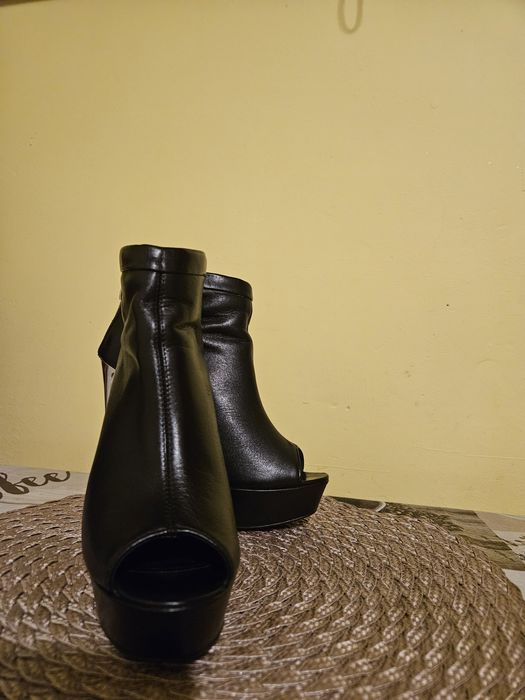 Szpilki Wojas , naturalna skóra-jak Nowe!