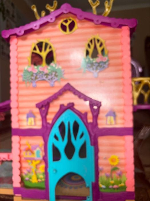 Domek enchantimals