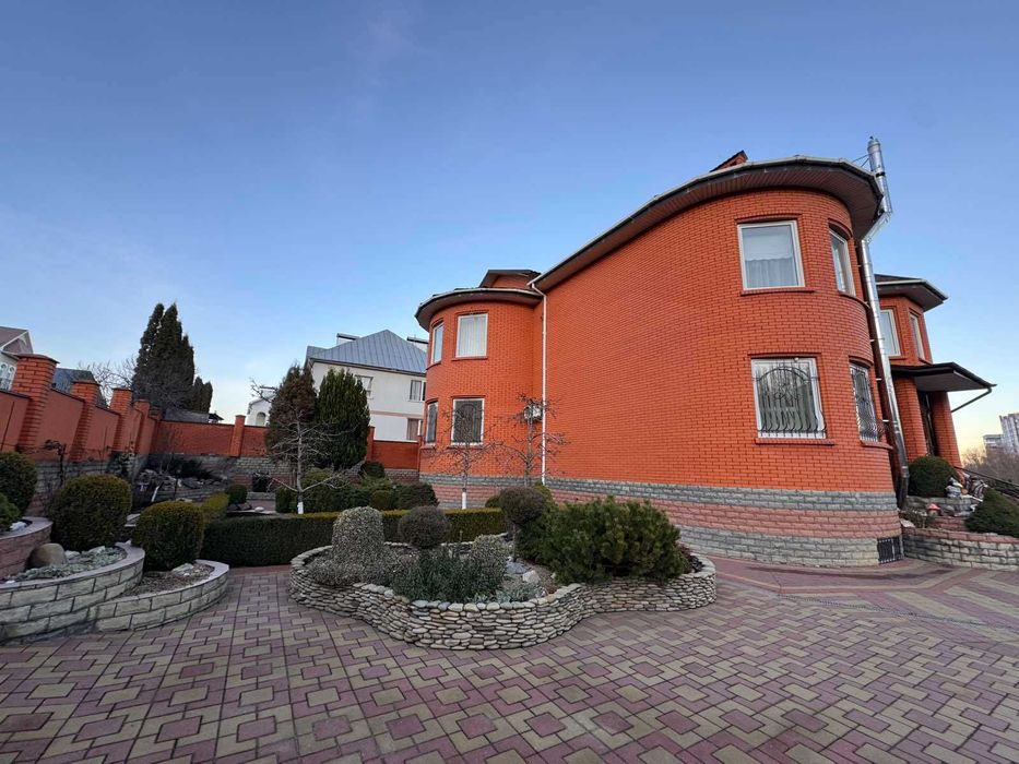 Продаж елітного будинку Півд.-Зах.район