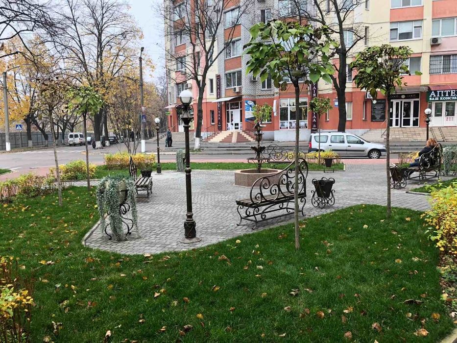 НОВА простора квартира подобово, Центр