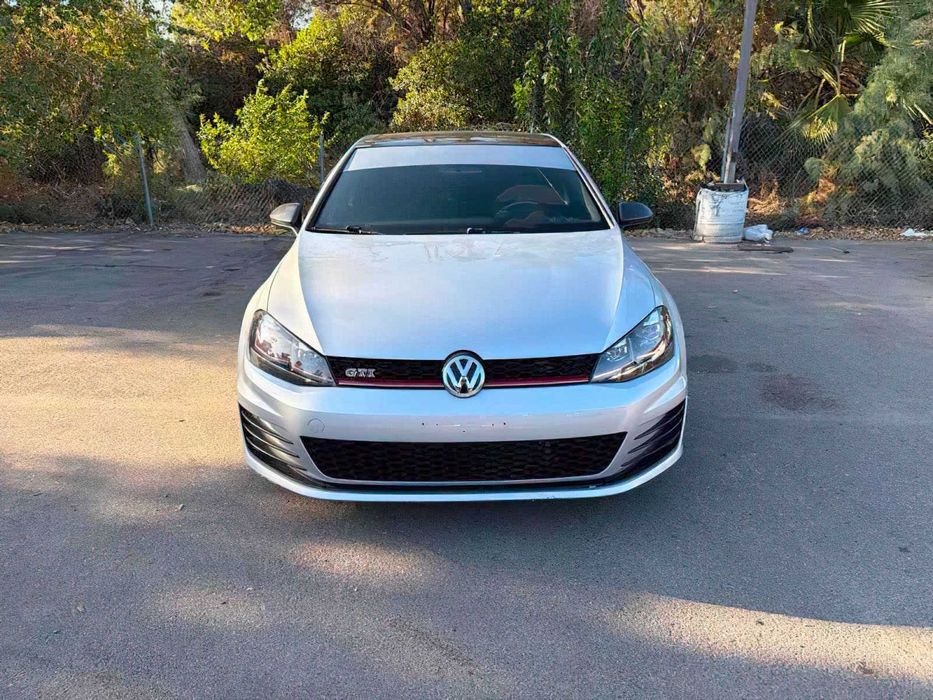 Volkswagen Golf GTI S      2015