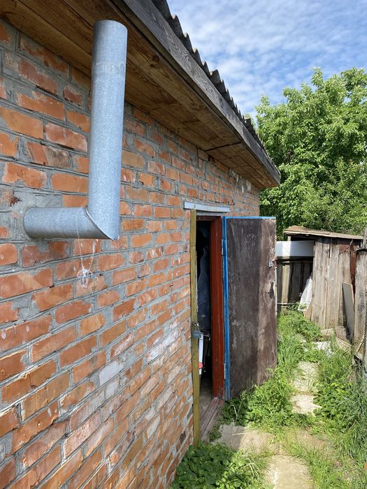 Продам гараж в центрі міста, біля 7 школи.
