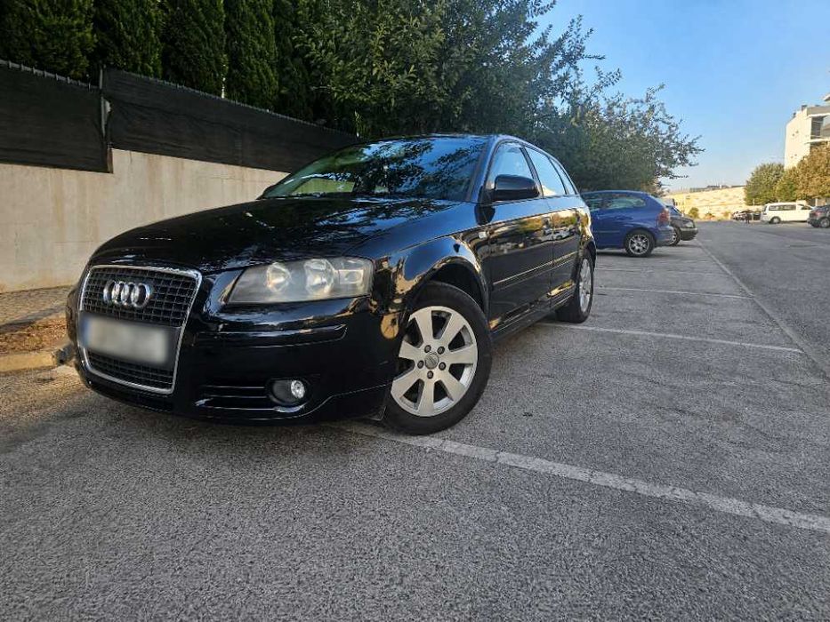Audi A3 Sportback 1.6 FSI - 115cv - Muito bem estimado
