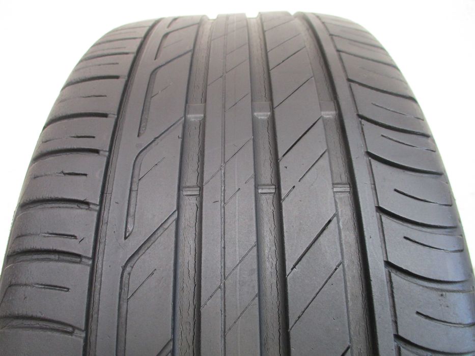 1x 225/40R18 Bridgestone Turanza T001 5mm 16r.