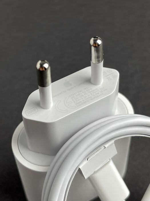 Zestaw do iPhone ładowarka 20W i kabel lighting USB-C